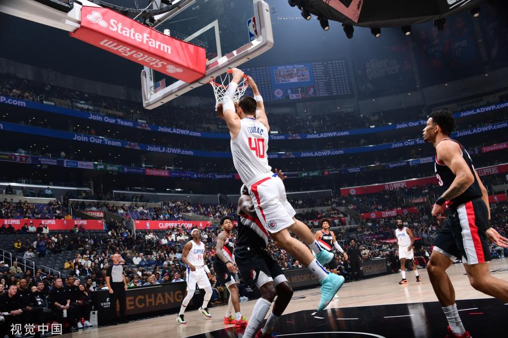 学校提供了 学校提供了